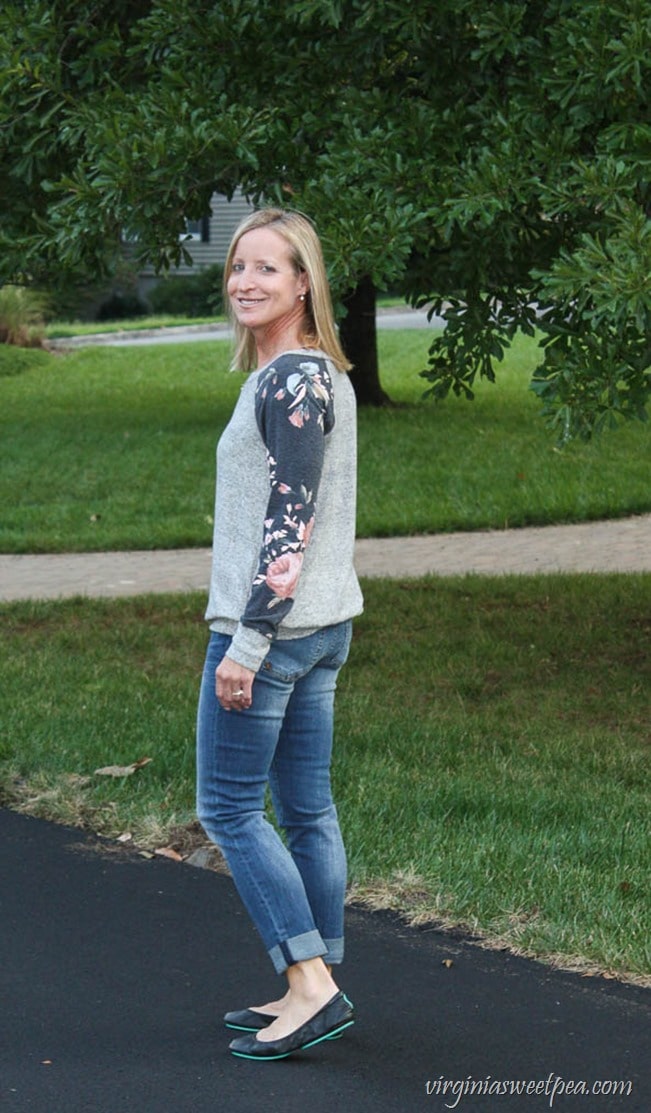 Stitch Fix September 2017 - Pink Clover Delino Knit Top and Kut from the Kloth Kate Boyfriend Jean - virginiasweetpea.com