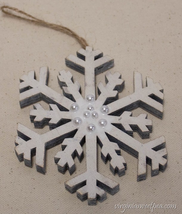 How to Make a Sparkling Snowflake Christmas Ornament