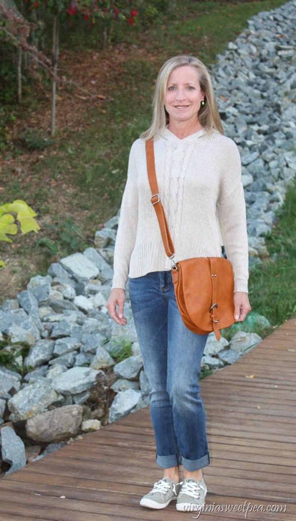 Stitch Fix Review for October 2017 - Linea Pelle Avalonne Saddle Crossbody - virginiasweetpea.com