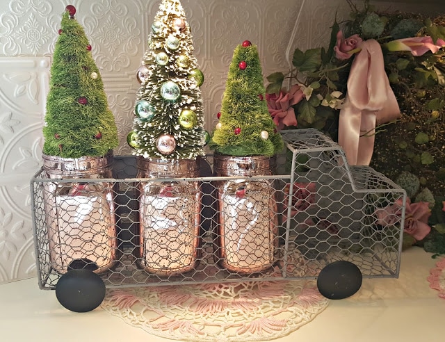 Farmhouse Christmas Decor