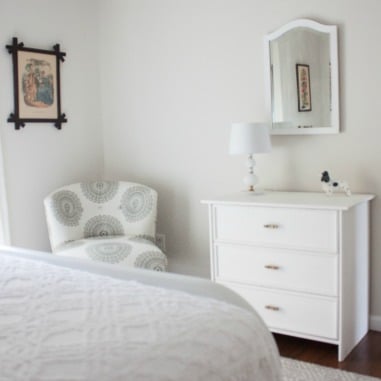 Vintage Inspired Guest Bedroom Decor at Smith Mountain Lake, Virginia - virginiasweetpea.com