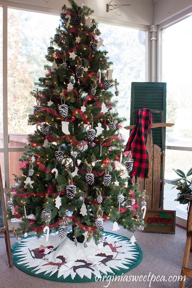 Christmas Tree Decorated with Handmade Ornaments - virginaisweetpea.com