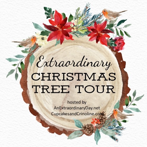 An Extraordinary Christmas Tree Tour - Get ideas for decorating your Christmas tree from fourteen homes. virginiasweetpea.com