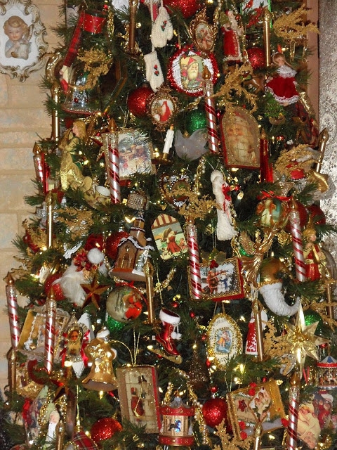 Victorian Christmas Tree