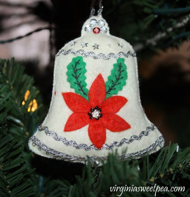 Handmade Felt Ornament - virginiasweetpea.com