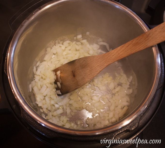 How to Make Chicken and Wild Rice Stew in the Instant Pot