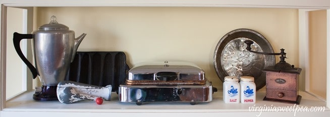 Vintage Farmhouse Kitchen Decor - virginiasweetpea.com