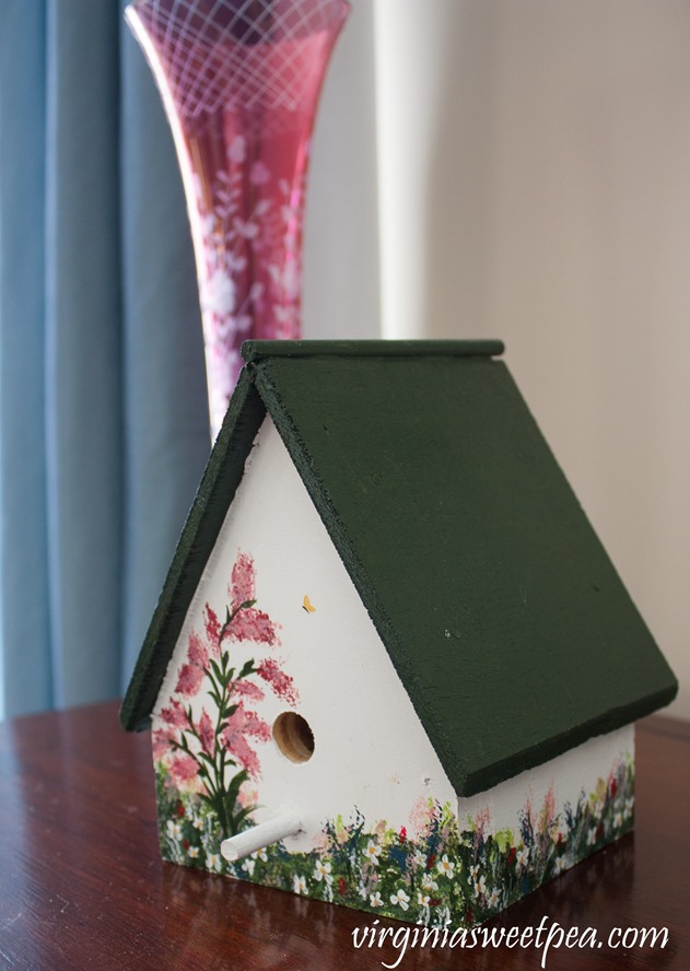 Hand painted bird house crafted in 1997. #birdhouse #handpainted