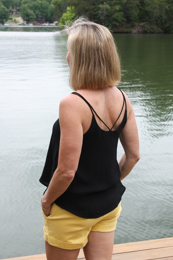 Stitch Fix Review for June 2018 - Chloe Oliver Caliope Blouse with Dear John Finnegan Cuffed Short. #stitchfix #stitchfixsummer #summerfashion #fashionover40 