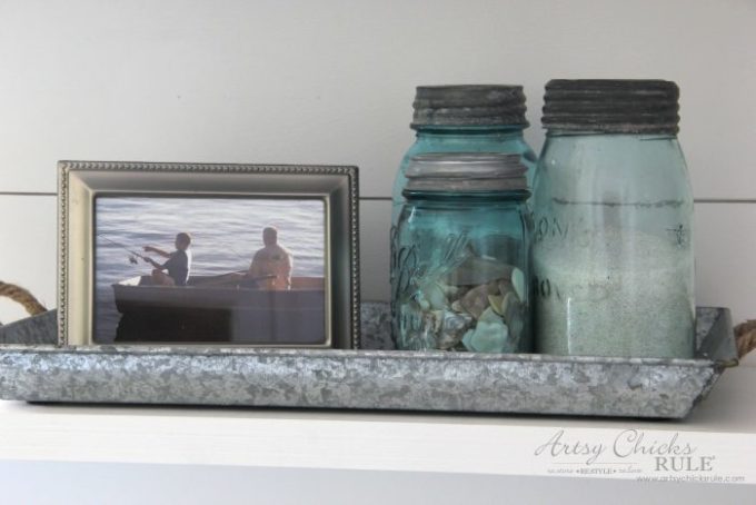 Coastal Farmhouse Laundry Room Makeover Reveal - Best of the Best Coastal DIY Decor Round-up. Get over a dozen coastal project decor ideas that you can make for your home. #coastal #coastaldecor #coastaldiy