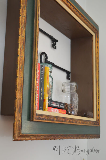 DIY Repurposed Picture Frame Wall Shelf - Learn how to make this cool project using upcycled items.