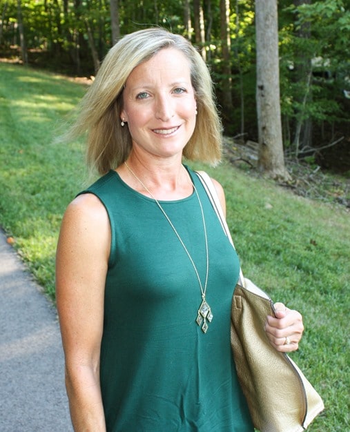 Stitch Fix Review for August 2018 - Market & Spruce Benah Open Back French Terry Knit Top with Rocksbox Necklace #stitchfix #stitchfixreview #stitchfixathleisure #athleisure #fashionover40