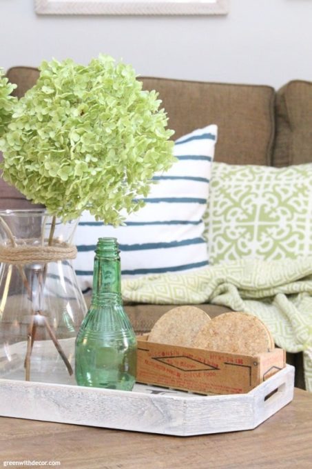 Coastal Living Room Reveal - Best of the Best Coastal DIY Decor Round-up. Get over a dozen coastal project decor ideas that you can make for your home. #coastal #coastaldecor #coastaldiy