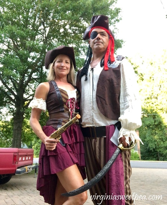 Pirate Days at Smith Mountain Lake - Couples Pirate Costume #piratecostume #pirate #smithmountainlake #sml #piratedays #smlpiratedays #halloweencostume