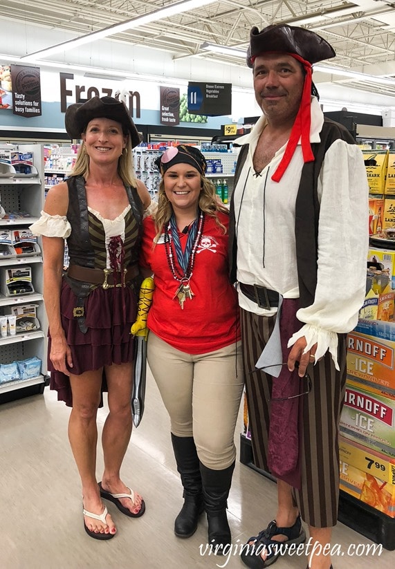 Pirate Days at Smith Mountain Lake - Food Lion Pirates #smithmountainlake #sml #piratedays #smlpiratedays #foodlion