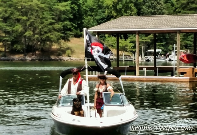 Pirate Days at Smith Mountain Lake - Pirate Family #smithmountainlake #sml #piratedays #smlpiratedays #shermanskulina