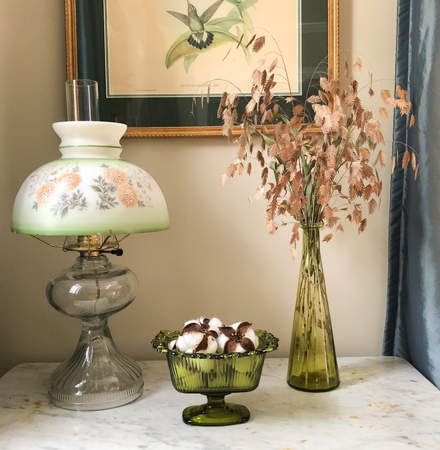 Fall Vignette with Vintage Green Glass, Cotton Bolls and River Oats #vintage #vintagedecor