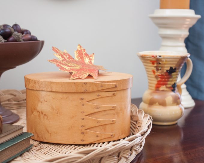 Vintage Fall Decor in the Living Room