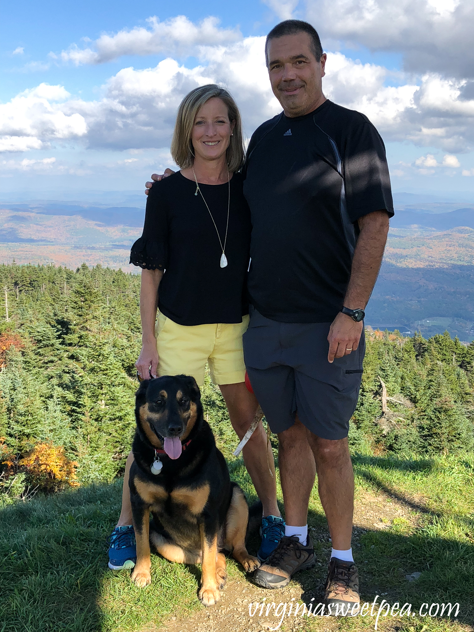 Leaf peeping in Vermont - View from the top of Okemo Mountain #vermont #fallinvermont #okemo #ludlow