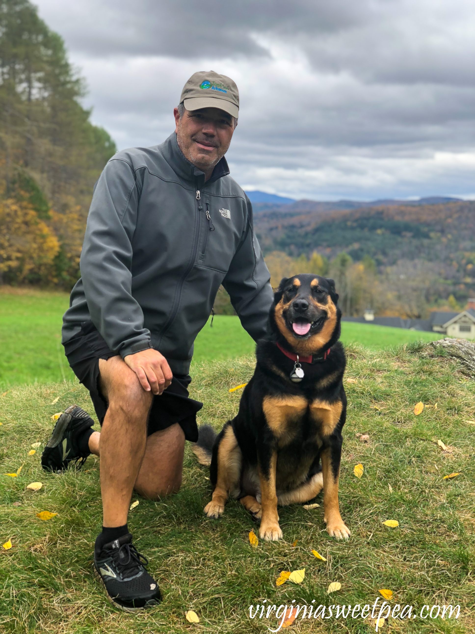 Enjoying the view on Mount Tom in Woodstock, Vermont. #shermanskulina #fall #fallinvermont #vermont