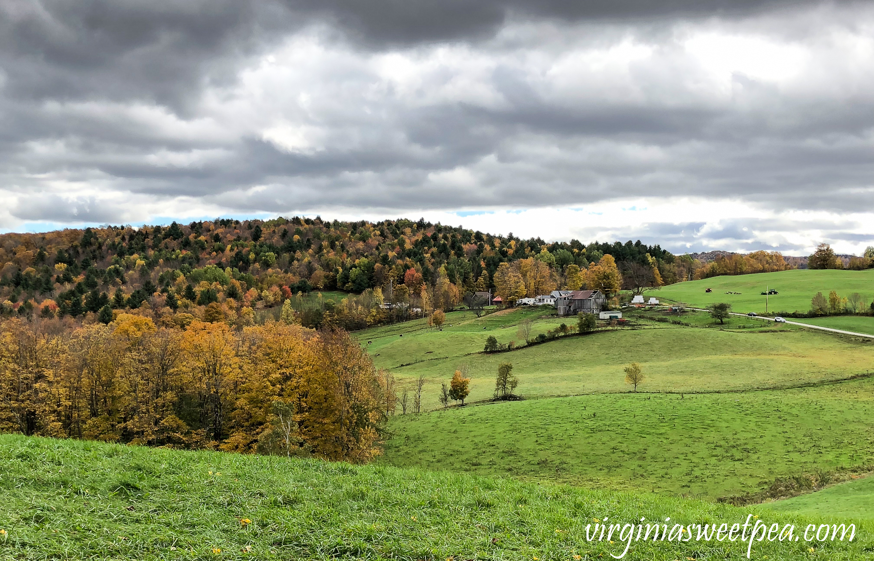 Leaf peeping in Vermont - A trip recap #vermont #fallinvermont #woodstockvermont #travel