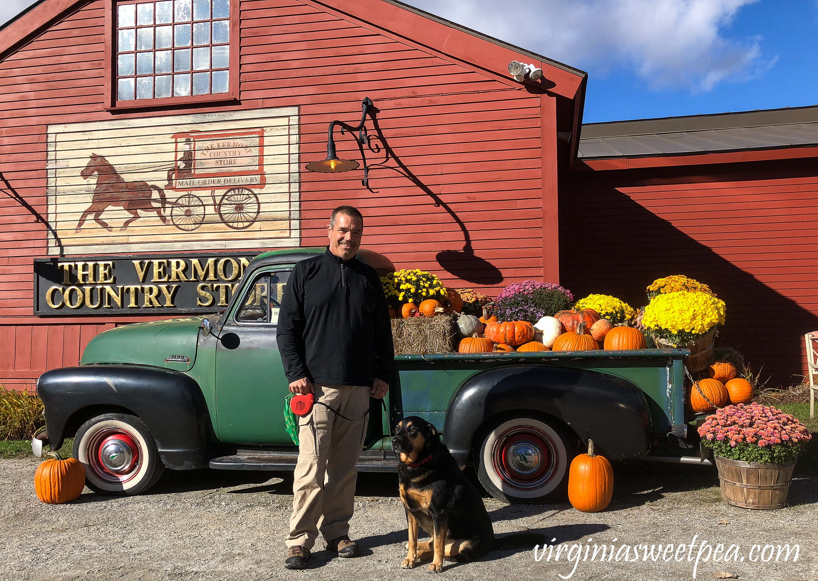 Visiting The Vermont Country Store #vermont #thevermontcountrystore #fall #fallinvermont