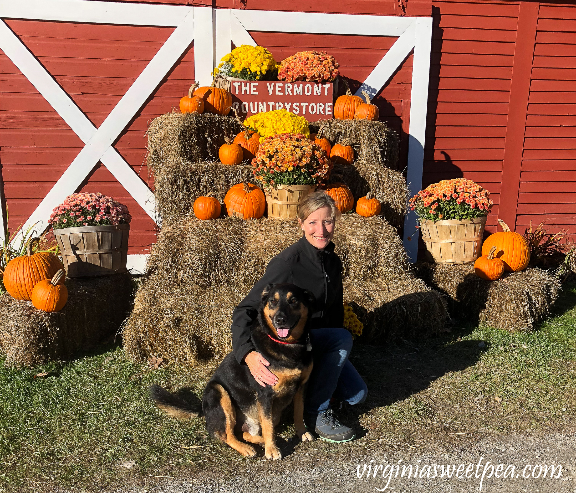 Visiting The Vermont Country Store #vermont #thevermontcountrystore #fall #fallinvermont