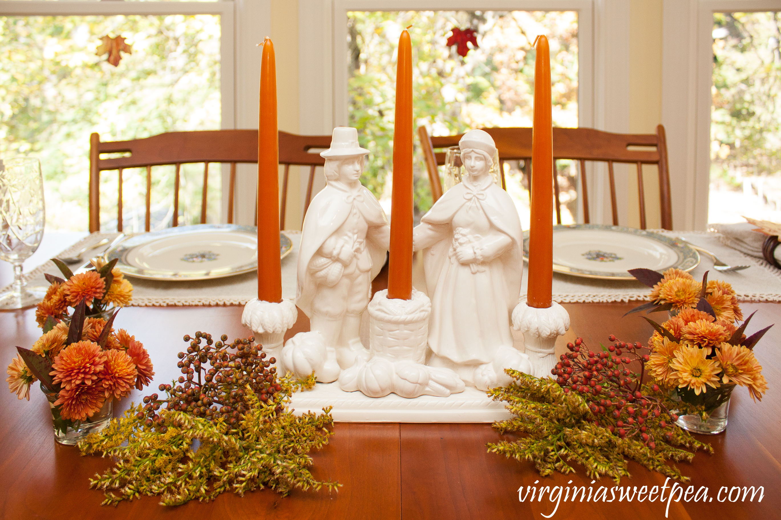 We Gather Together Thanksgiving Table - Get ideas for setting your table for Thanksgiving from 20+ bloggers. #thanksgivingcenterpiece #thanksgiving #vintagepilgrims #thanksgivingtablescape