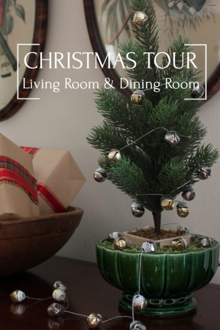 Living Room and Dining Room Christmas Tour - Tour a living room and dining room decorated for Christmas. #christmas #christmasdecorations #christmasdecor #vintage #vintagechristmasdecor