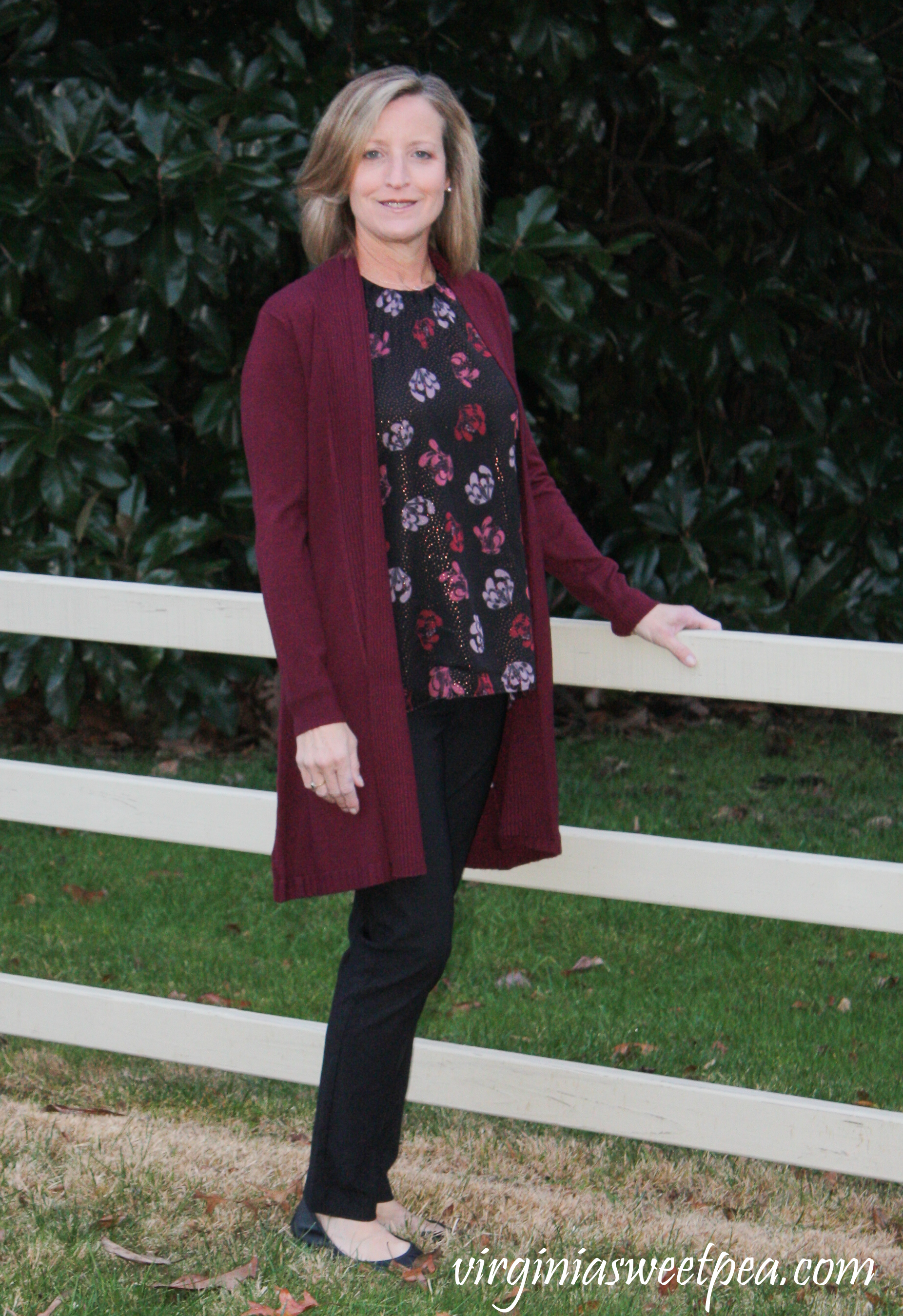 Stitch Fix Review for December 2018 - Vince Camuto Hadara Blouse with EVOLUTION BY CYRUS Nixxie Textured Back Duster Cardigan