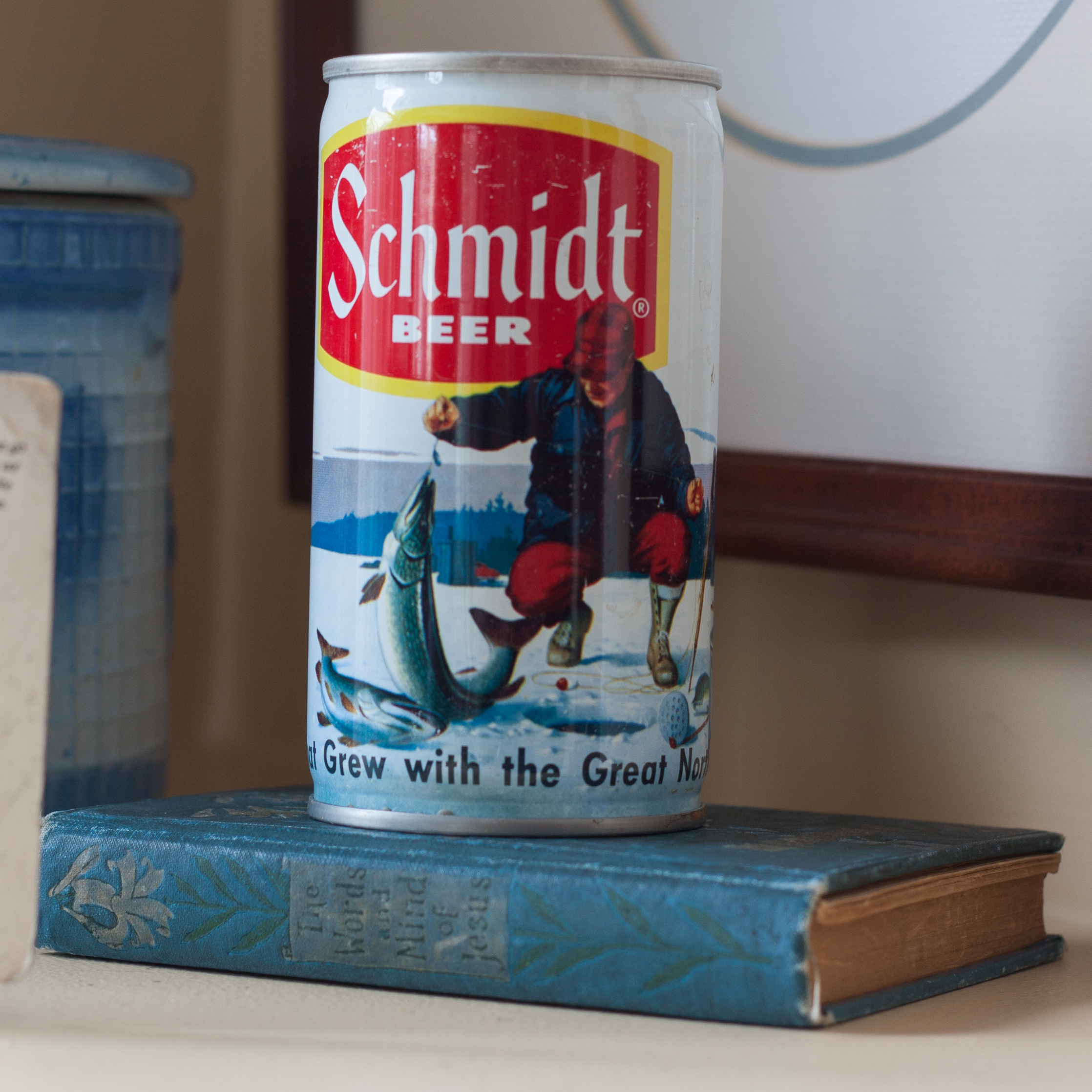 Vintage Schmidt Beer Can with a 1926 "The Words of Jesus" book. #vintage #vintagebeercan #vintagethewordsofjesus