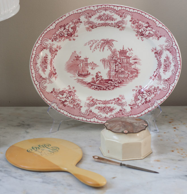 Celluloid Bakelite Vanity Set with a John Maddock & Sons Made in England Fine Vitreous Bombay Transferware Platter