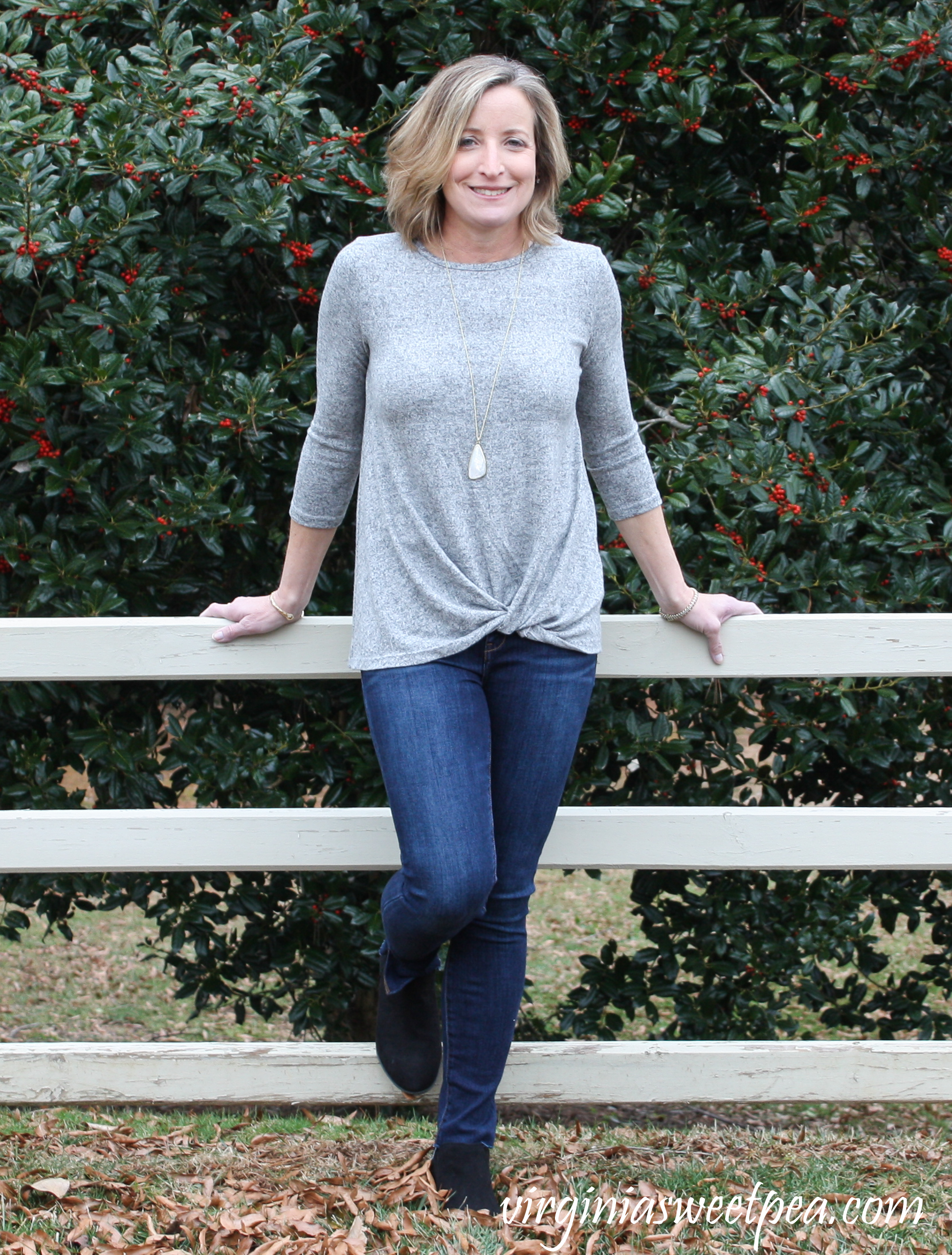 Stitch Fix Review for February 2019 - Pink Clover Denver Front Twist Scoop Neck Knit Top #stitchfix #stitchfixreview #stitchfixtop #stitchfix2019