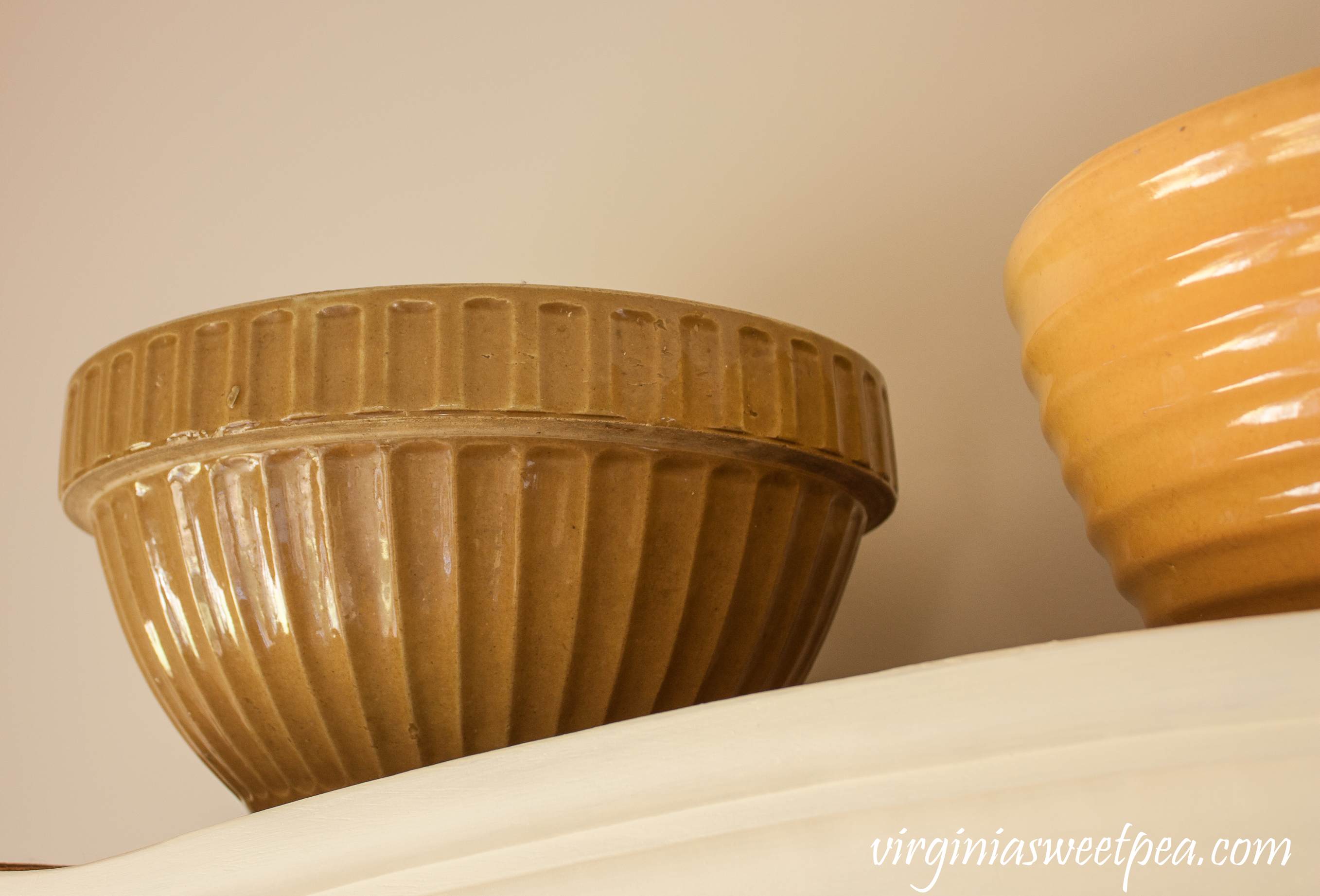 Vintage Mixing Bowl marked 12 #vintage #vintagemixingbowl #antiquemixingbowl
