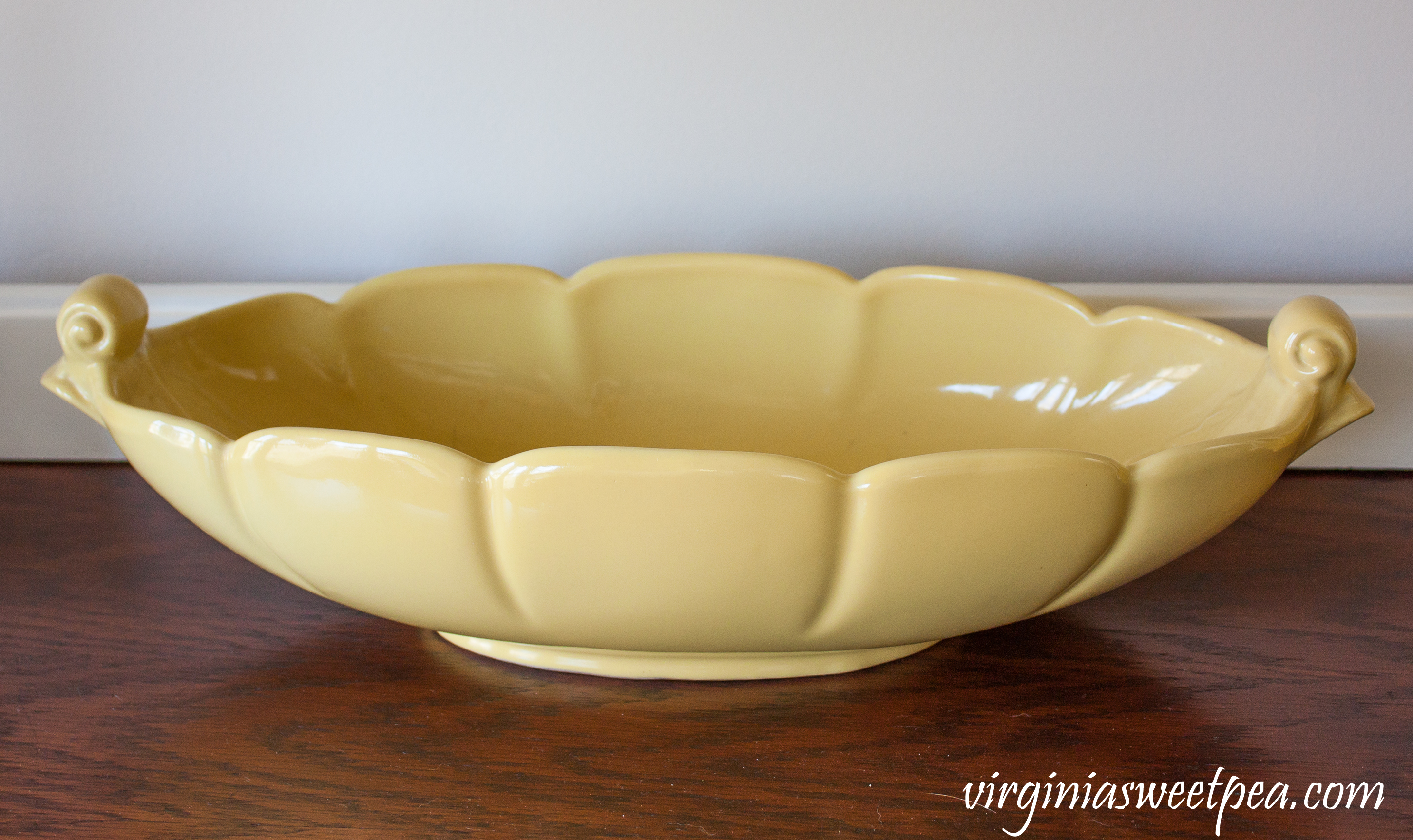 Vintage Abingdon USA Fern Leaf Console Bowl #abingdonusa #abingdonusapottery #vintageconsolebowl