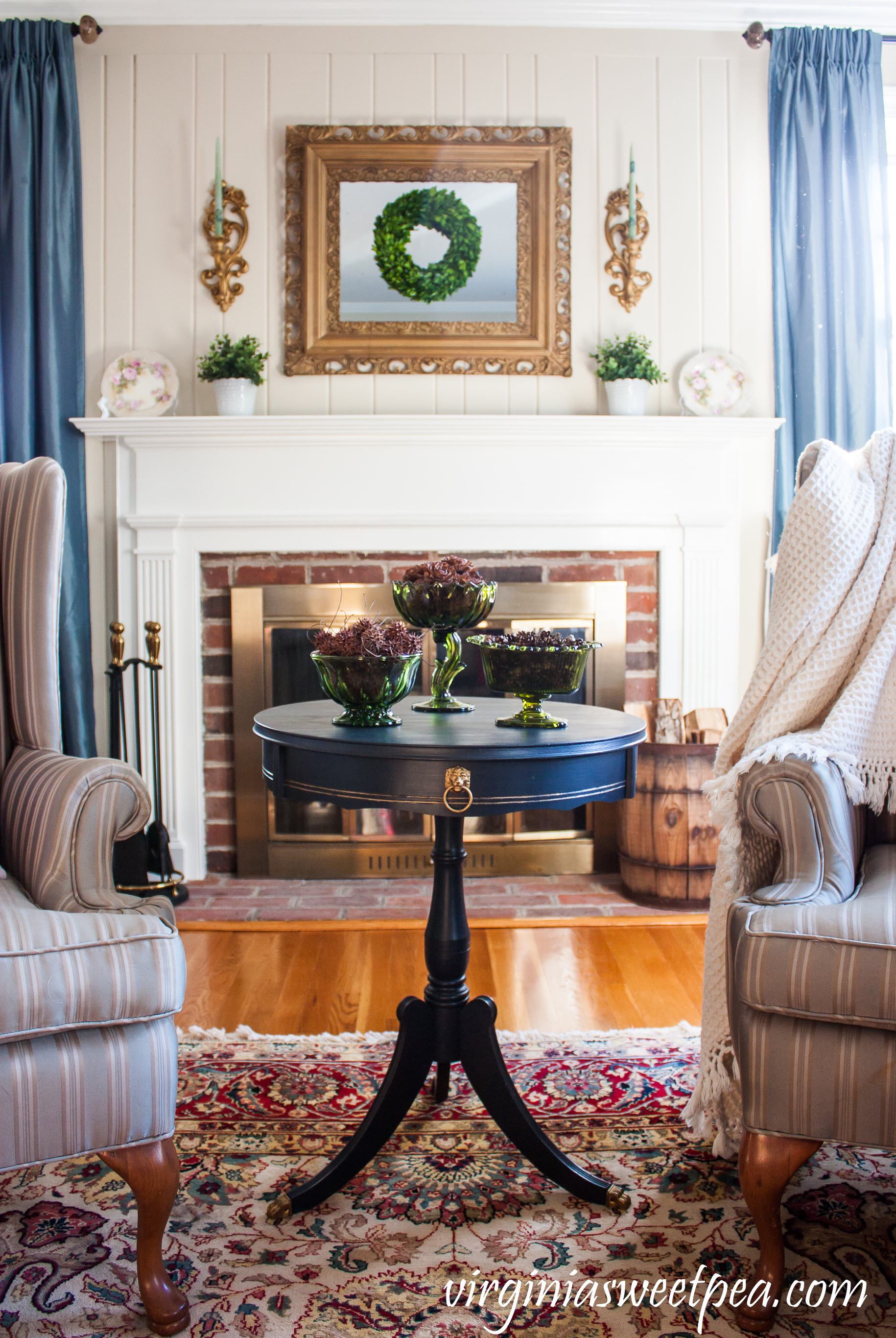 A mantel is decorated for both early spring and St. Patrick's Day with green. Learn how to incorporate both green and vintage into your home for spring and get ideas for using the color green for decorating for spring from 20 home decor bloggers. #springdecor #vintagedecor #vintagespring #stpatricksdaydecor #vintagestpatricksday