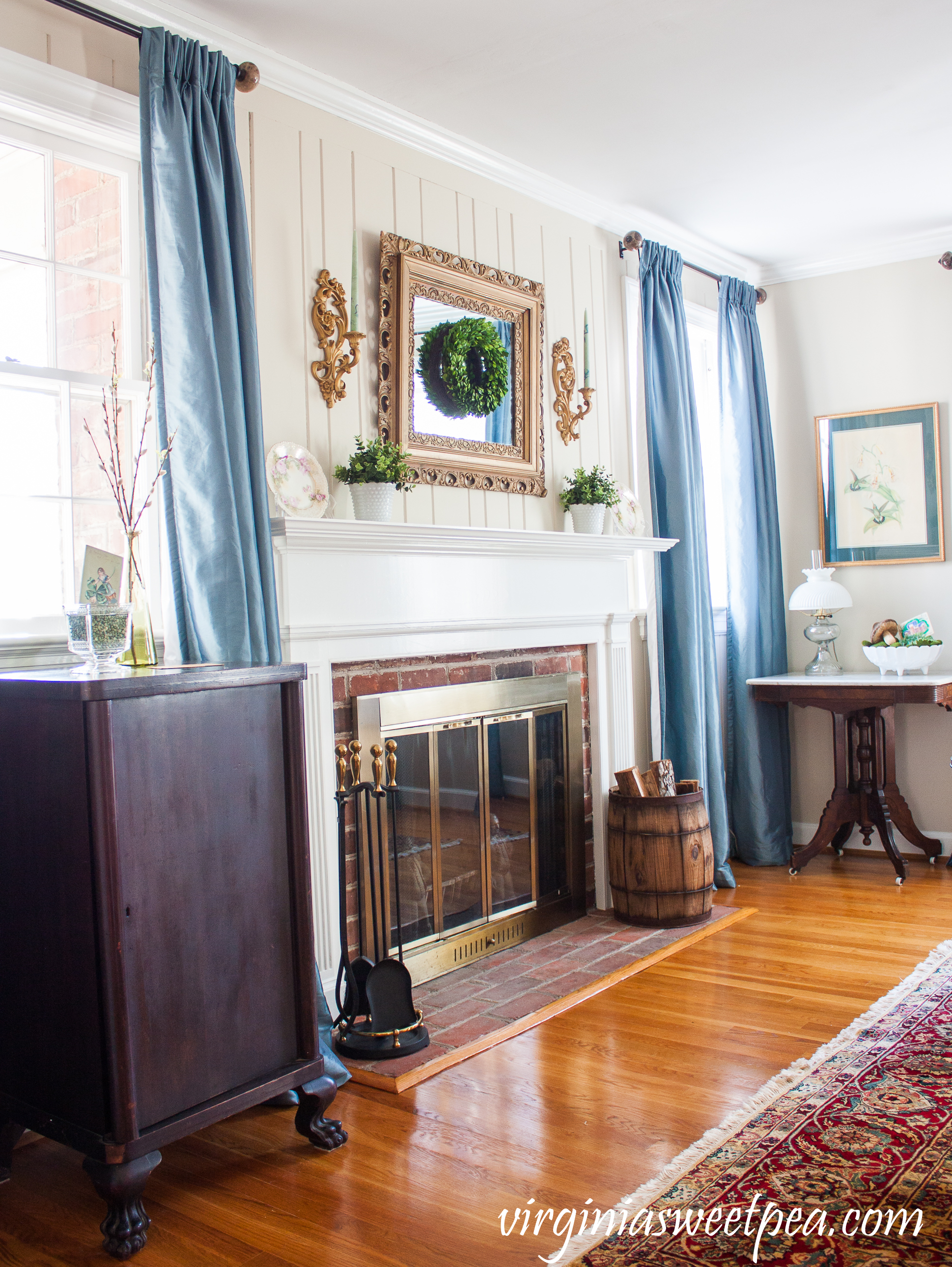 Vintage and Green Mantel Decorated for Early Spring along with Vintage St. Patrick's Day Decor #vintagedecor #vintage #mantel #stpatricksdaydecor