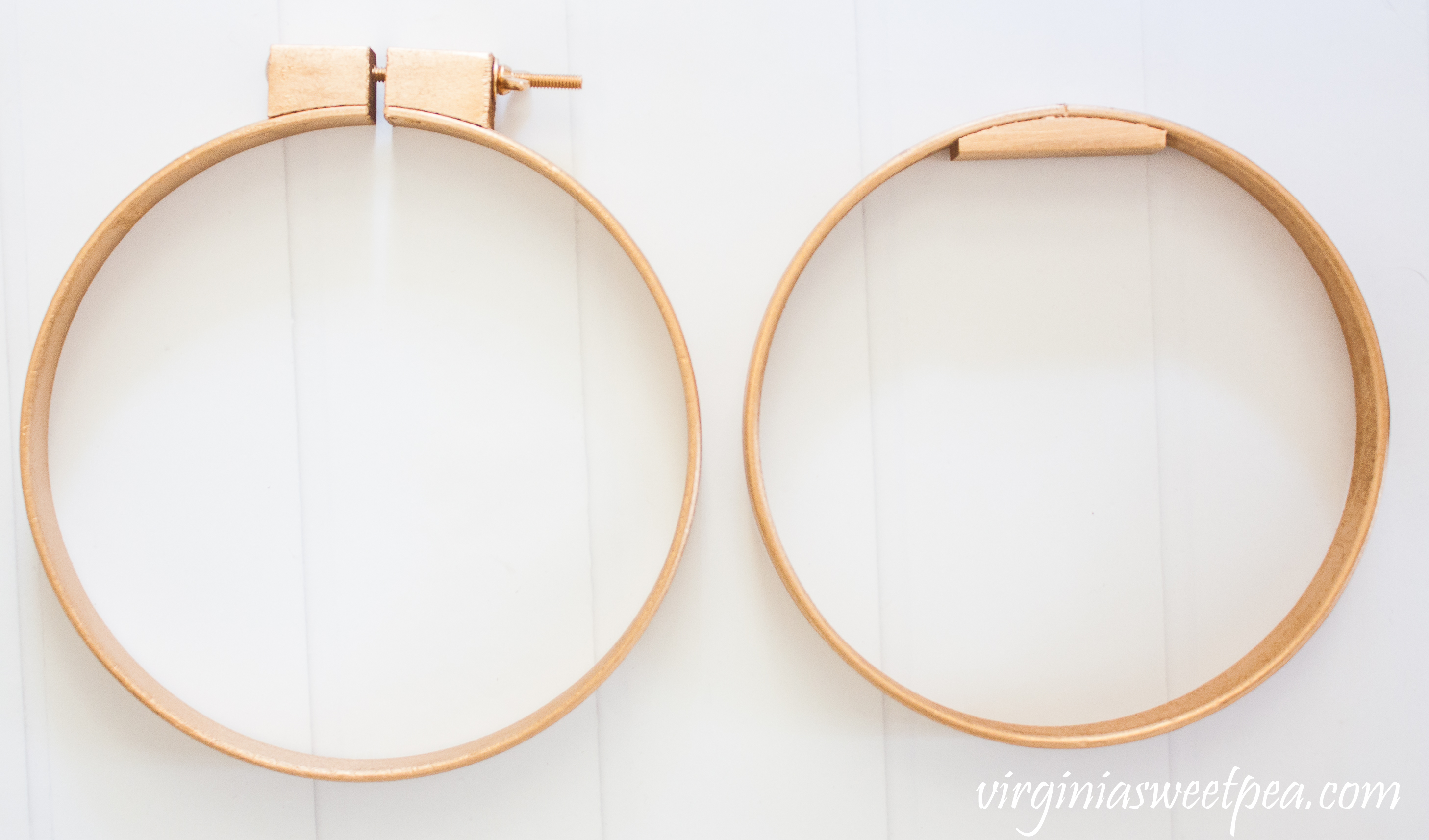 Embroidery hoops spray painted gold