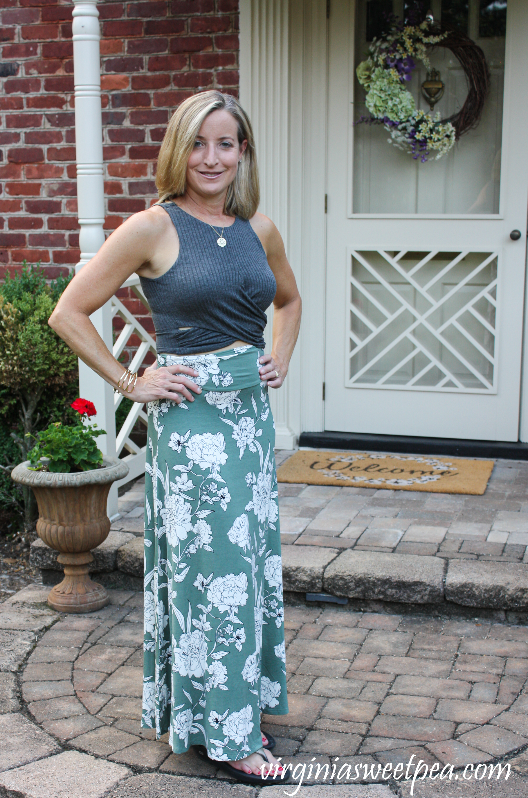 Dee Elly Bess Sleeveless Crop Top with Market & Spruce Joven Knit Maxi Skirt