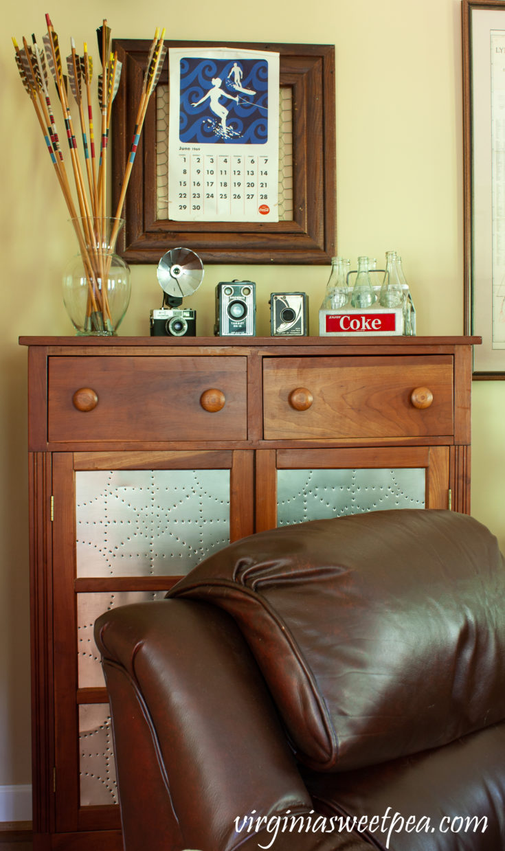 Summer Decorating with Vintage - Sweet Pea