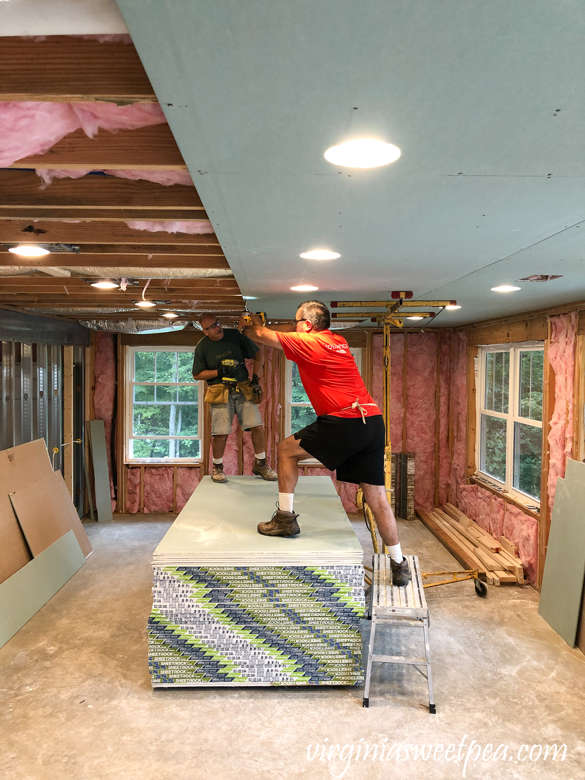 Lake House Basement - Drywall