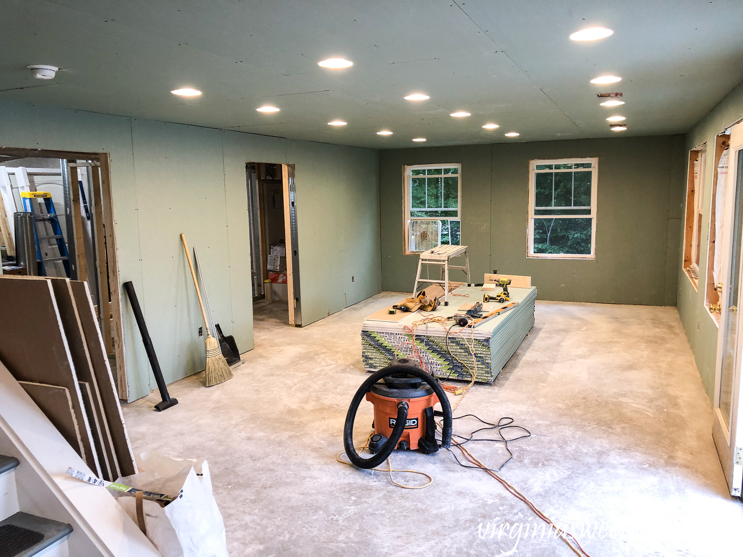 Lake House Basement - Drywall