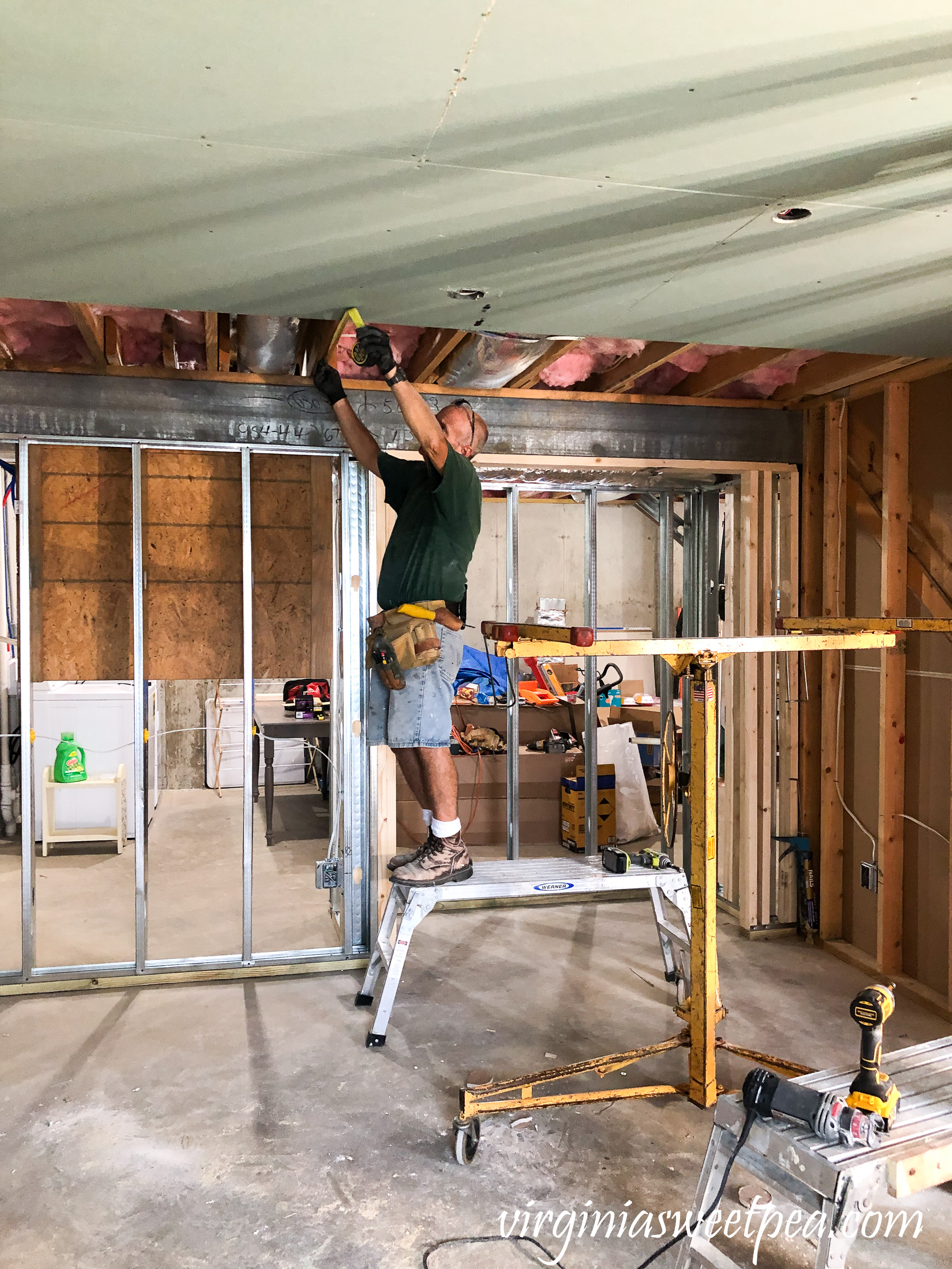 Lake House Basement - Drywall