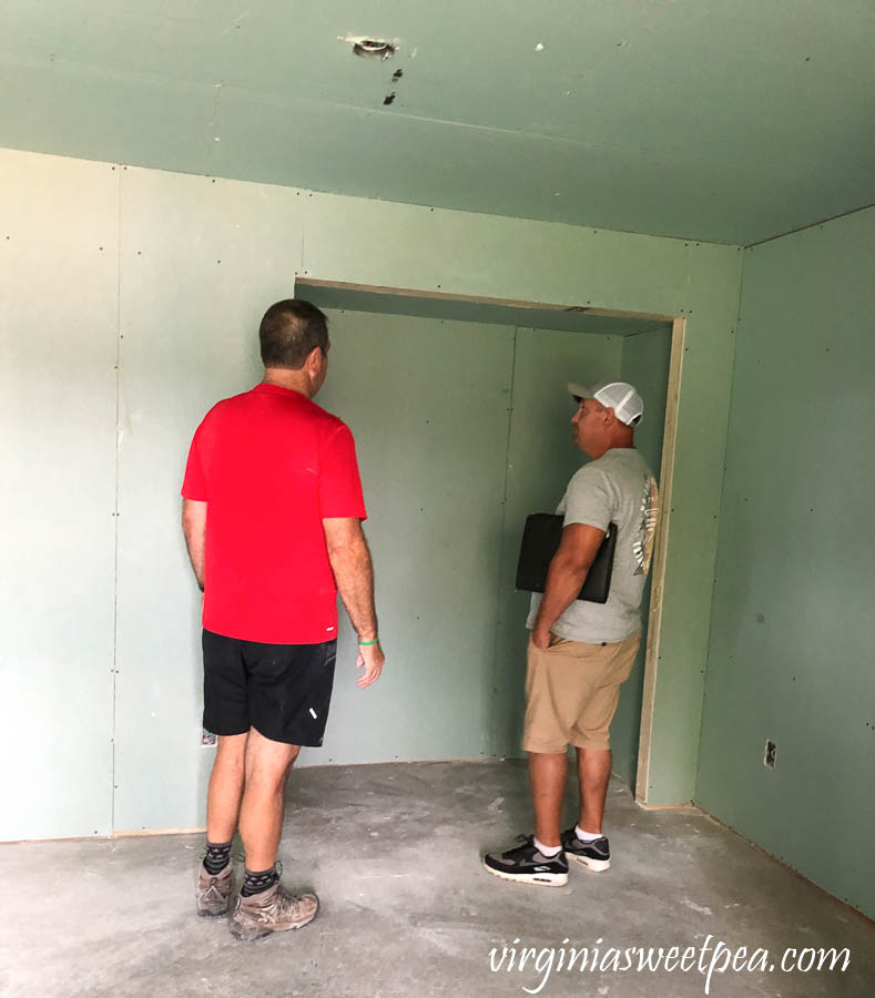 Drywalling a basement