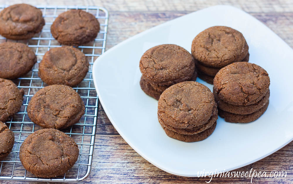 Really Good Gingersnap Cookie