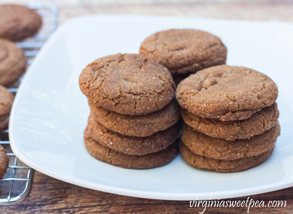Really Good Gingersnap Cookie