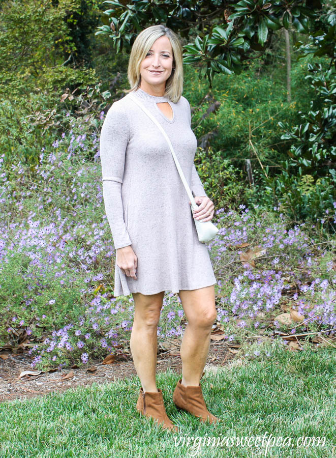 Stitch Fix Fortune + Ivy Caressa Keyhole Hacci Knit Dress and Shiraleah Dallas Crossbody