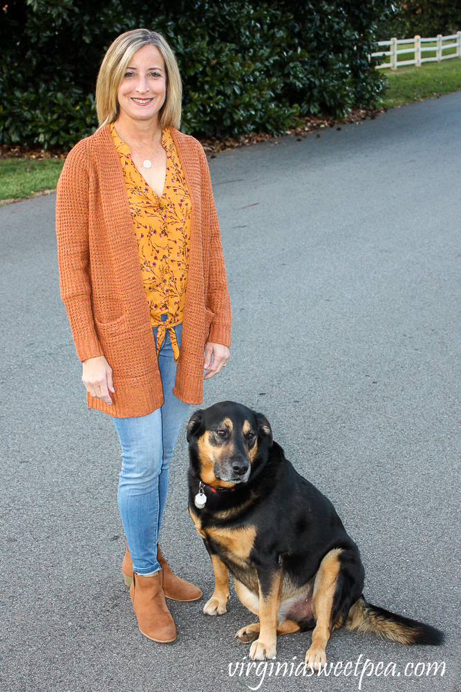 Stitch Fix Review for December 2019 - Pink Clover Nouri Textured Two Pocket Cardigan with Mason & Belle Centra Tie Front Top