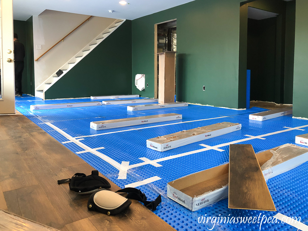 Installing Mohawk Crest Loft floor in Prairie Oak with DMX 1-Step Underlayment