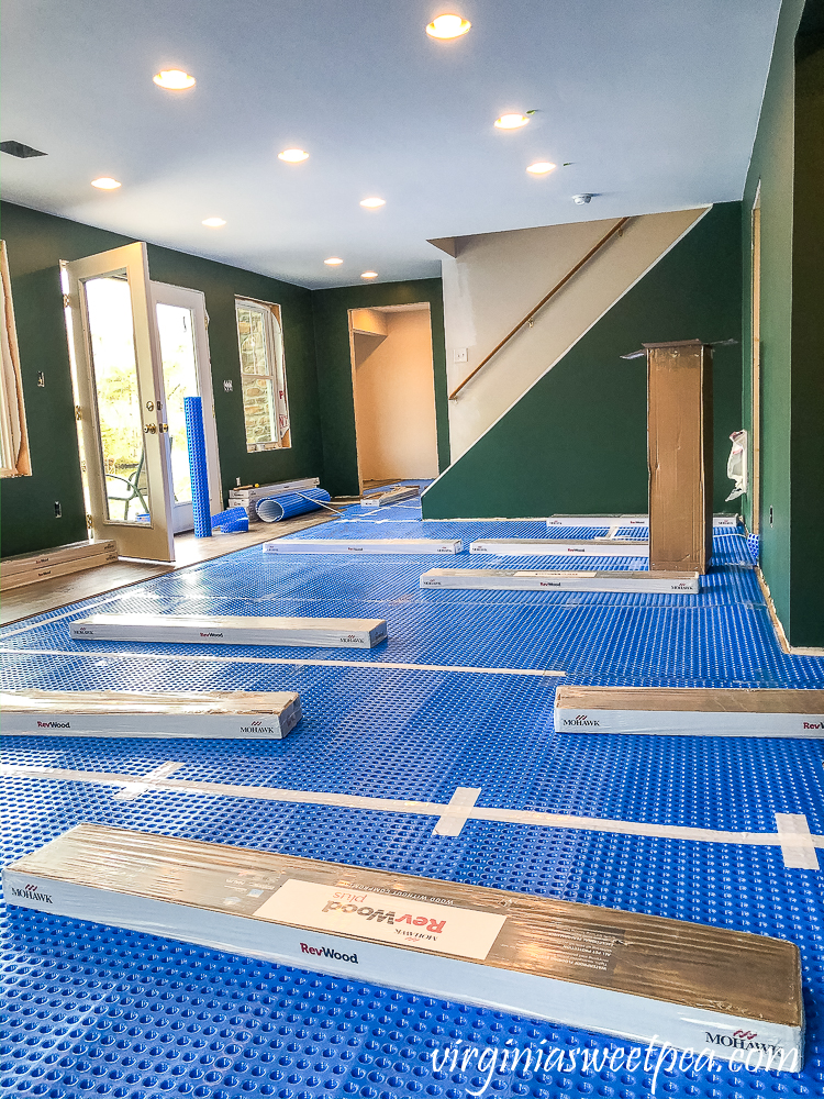 Installing Mohawk Crest Loft floor in Prairie Oak with DMX 1-Step Underlayment